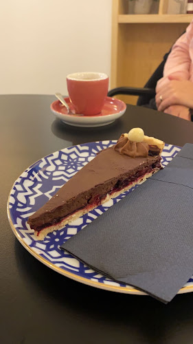 Opinii despre Slastičarna AMELIA în Sinj - Gastronomija i ugostiteljstvo