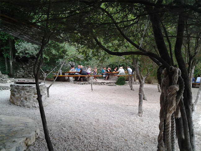 Uvala Vidrovača bb, 22000, Bilice