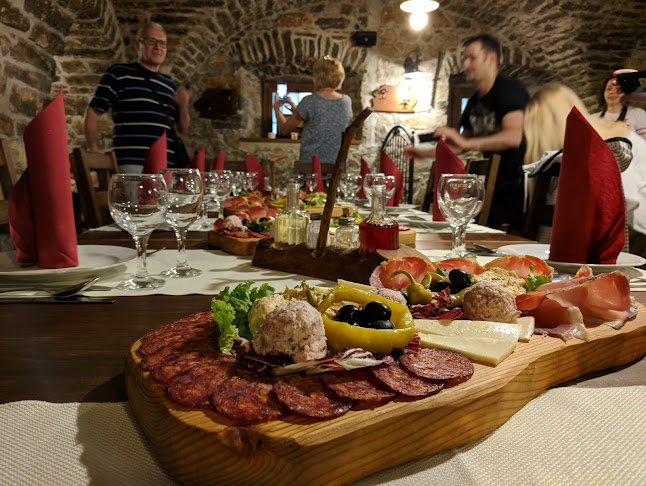 Konoba Volta - Gastronomija i ugostiteljstvo