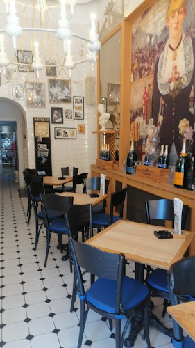 Comentarii opinii despre Hemingway Bar & Bistrot