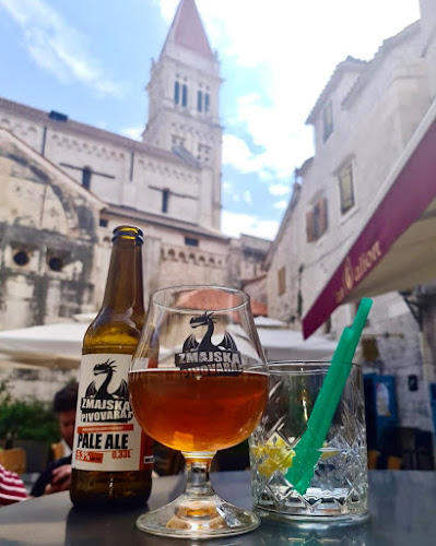 Radovanov trg 8, 21220, Trogir