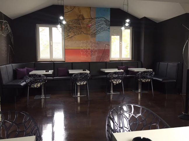 Comentarii opinii despre CODE Bar