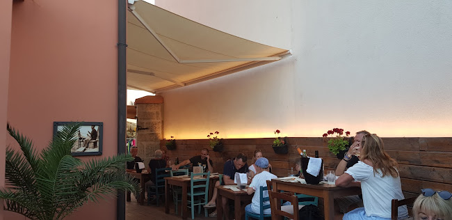 Trg stare škole 9, 52212, Fažana