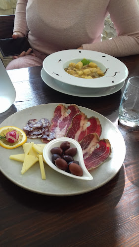 Opinii despre Konoba Dišpet în Potpićan - Gastronomija i ugostiteljstvo