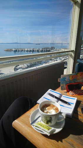 Šetalište Kalafata 2, 21000, Split