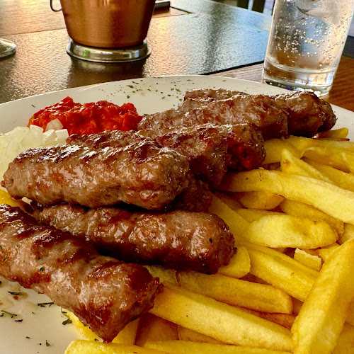 Opinii despre Konoba Okruk (Bistro Renata) în Okrug Gornji - Gastronomija i ugostiteljstvo