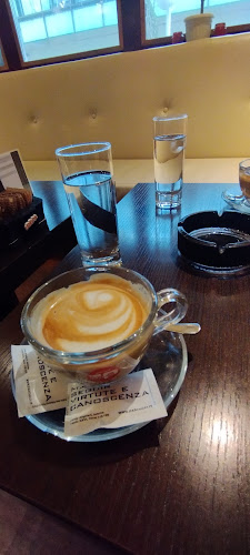 Opinii despre Caffe Bar "Johnny Be Good" în Zagreb - Gastronomija i ugostiteljstvo