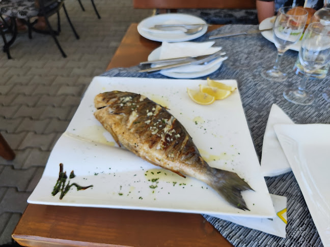 Ahipara zalogajnica, Podgora - Gastronomija i ugostiteljstvo