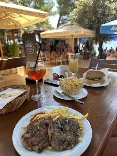 Žal Beach Bar & Kitchen - Kampor