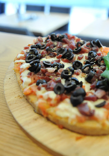 Comentarii opinii despre Hedonist