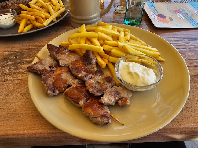 Šetalište Vladimira Nazora 16, 51260, Crikvenica