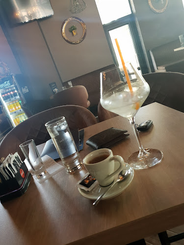 Caffe bar Karizma - Gastronomija i ugostiteljstvo