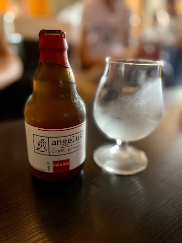 Shock bar - Gastronomija i ugostiteljstvo