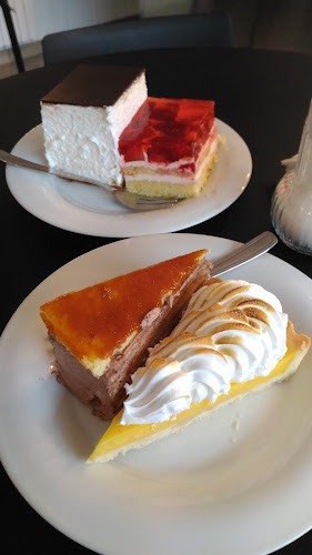 Slastičarnica "Jakšić" - Gastronomija i ugostiteljstvo