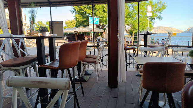 Delfino Pizza Snack Coffee - Gastronomija i ugostiteljstvo