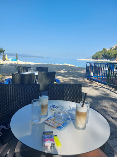 Comentarii opinii despre Plavi Val