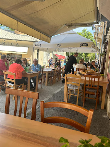 Restoran Momento - Pula