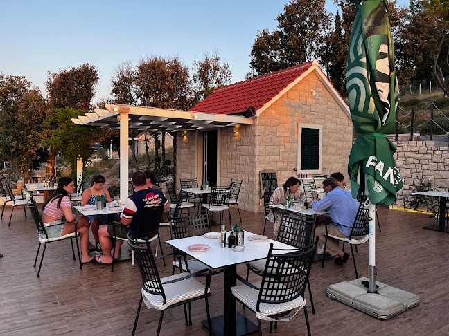 Cava Brač - Gastronomija i ugostiteljstvo