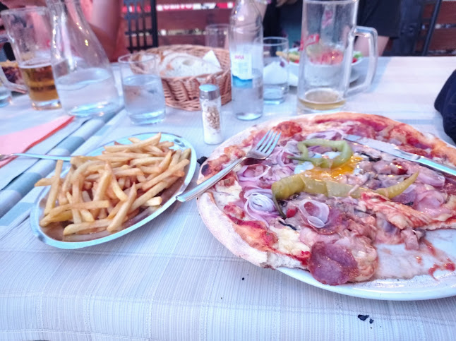 Comentarii opinii despre Restoran "Lovački rog"