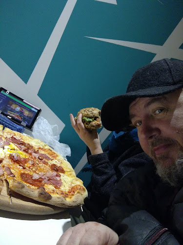 Opinii despre Fast food Escape în Vukovar - Gastronomija i ugostiteljstvo