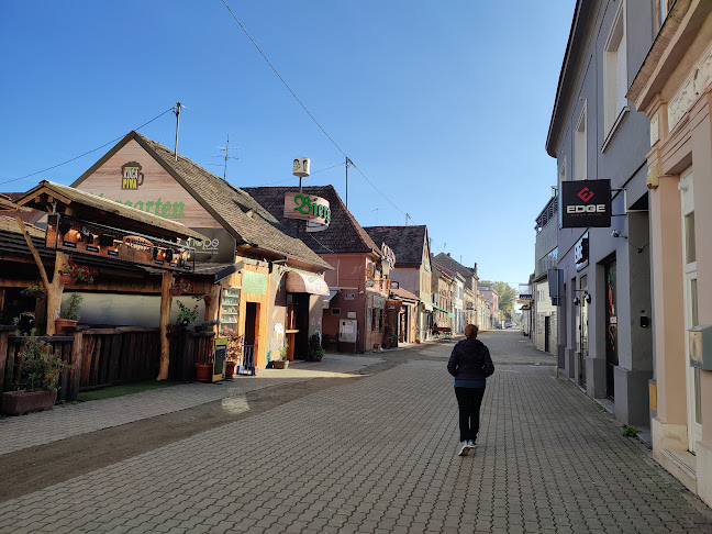 Comentarii opinii despre The Edge