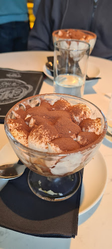 Comentarii opinii despre Oranž Bistro & Wine Bar