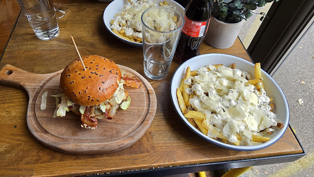 Submarine Burgers Rudeš - Zagreb