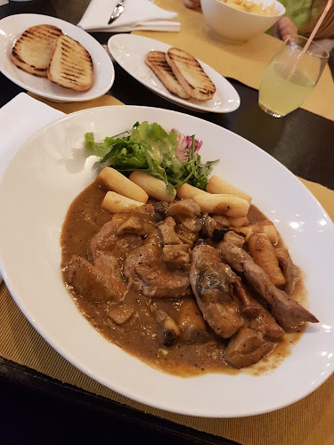 Restoran Cocktail - Gastronomija i ugostiteljstvo