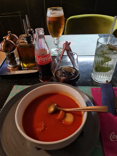 Ventidue Pizza & Bar