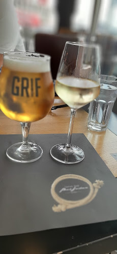 Pet Jedan Tapas Bar - Gastronomija i ugostiteljstvo