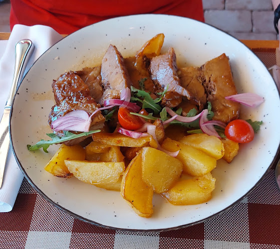 Etno farma Mirnovec - Gastronomija i ugostiteljstvo