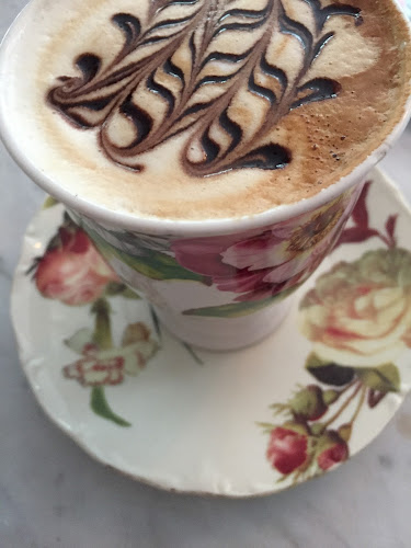 Opinii despre Caffe Bar Finjak în Zagreb - Gastronomija i ugostiteljstvo