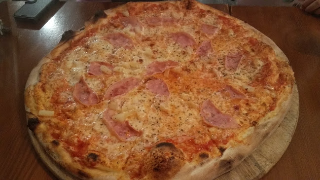 Planet Pizza - Omiš