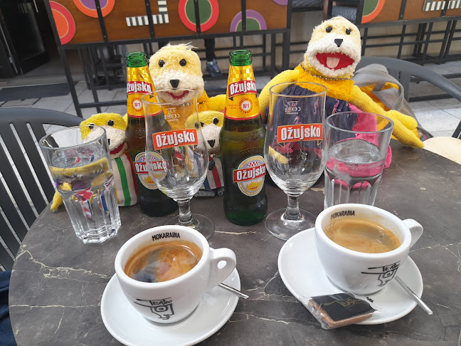 Opinii despre Teatro Lounge Bar în Rijeka - Gastronomija i ugostiteljstvo