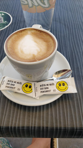 Opinii despre Caffe Bar Arena în Kaštel Sućurac - Gastronomija i ugostiteljstvo