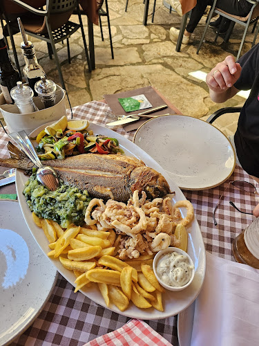 Opinii despre Tri Palme în Novigrad - Gastronomija i ugostiteljstvo