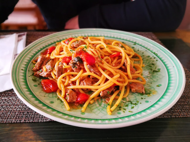 Restaurant Gardens - Gastronomija i ugostiteljstvo