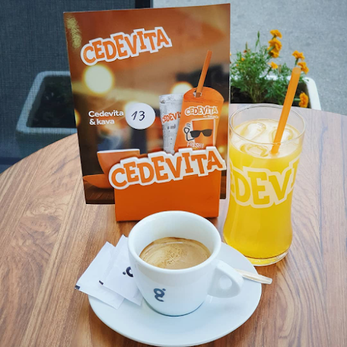 Opinii despre Caffe bar Marun în Split - Gastronomija i ugostiteljstvo