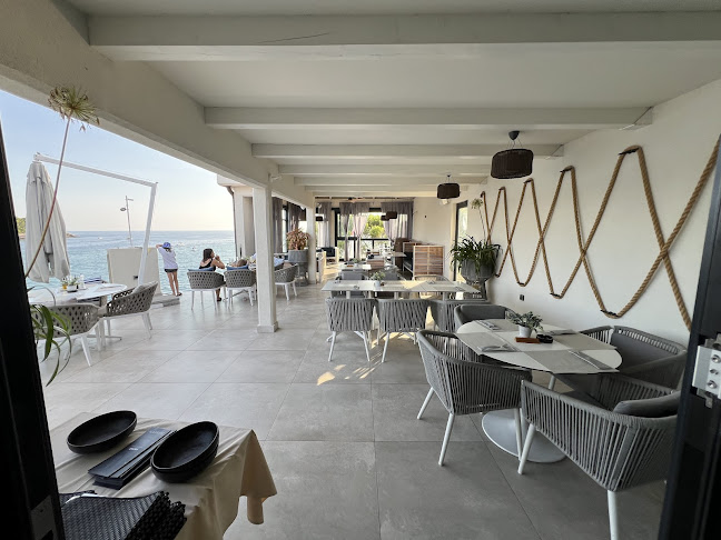 Comentarii opinii despre Yacht Bar & Restaurant