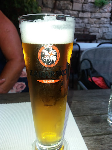 Restoran Konoba Martinac - Gastronomija i ugostiteljstvo