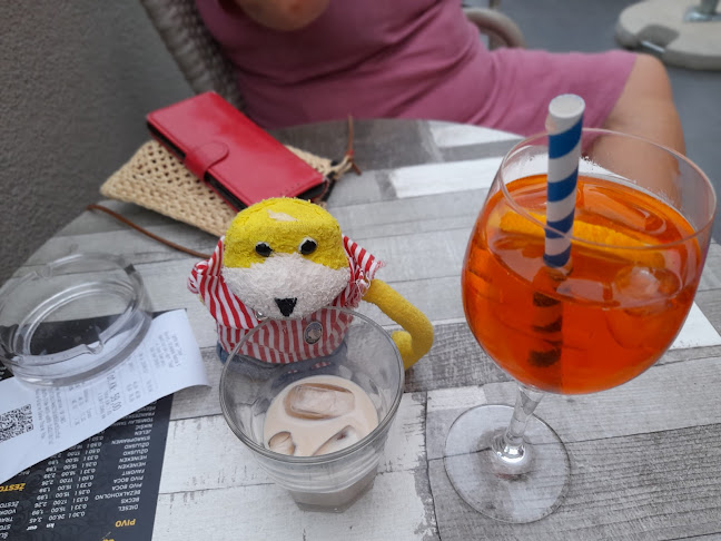 Caffe Bar Zaya - Gastronomija i ugostiteljstvo