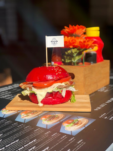 Street food "The Passage + by Luka - Gastronomija i ugostiteljstvo