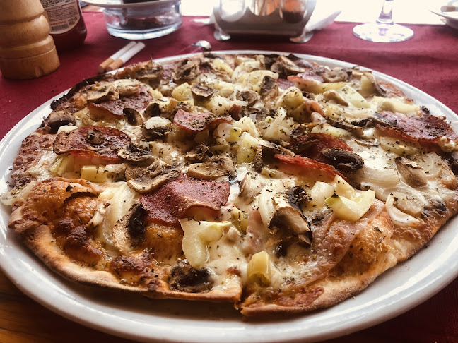 Opinii despre Restoran i Slastičarna Lanterna în Vodice - Gastronomija i ugostiteljstvo