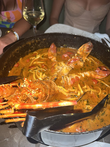 Dr. Mate Miličića 8, 21450, Hvar