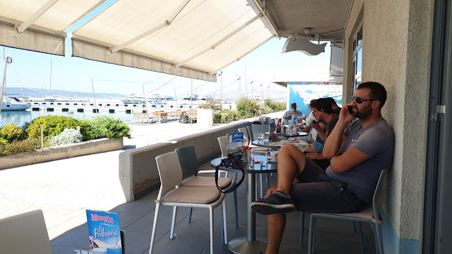 Opinii despre Caffe bar BavAdria în Kaštel Gomilica - Gastronomija i ugostiteljstvo