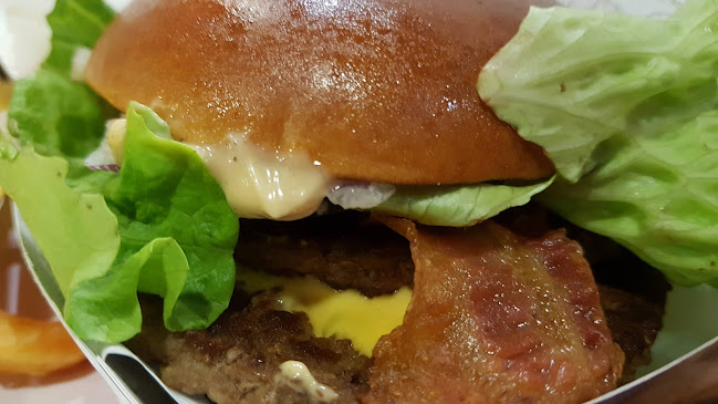 McDonald's Vrata Jadrana, Kastav - Gastronomija i ugostiteljstvo