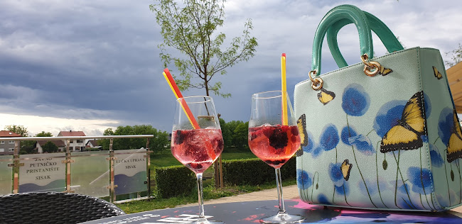 Caffe bar Riva - Gastronomija i ugostiteljstvo