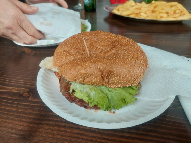 Opinii despre Maus Haus Cat în Severin na Kupi - Gastronomija i ugostiteljstvo