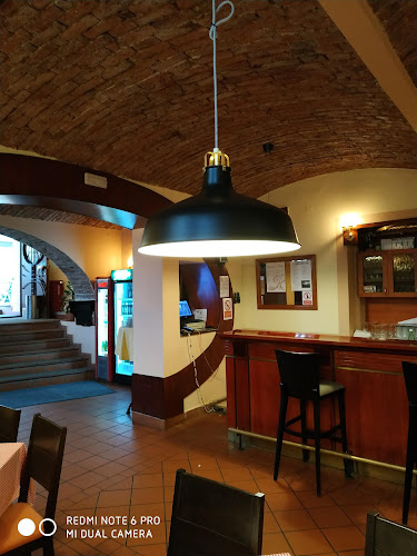 Trg bana Josipa Jelačića 3, 42000, Varaždin