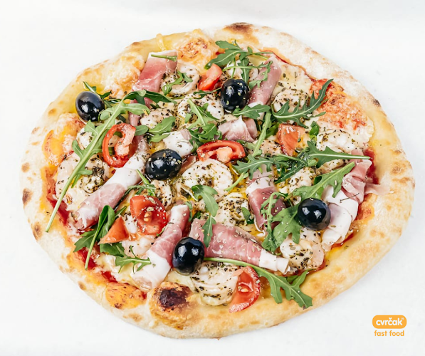 Fastfood Cvrčak - Gastronomija i ugostiteljstvo